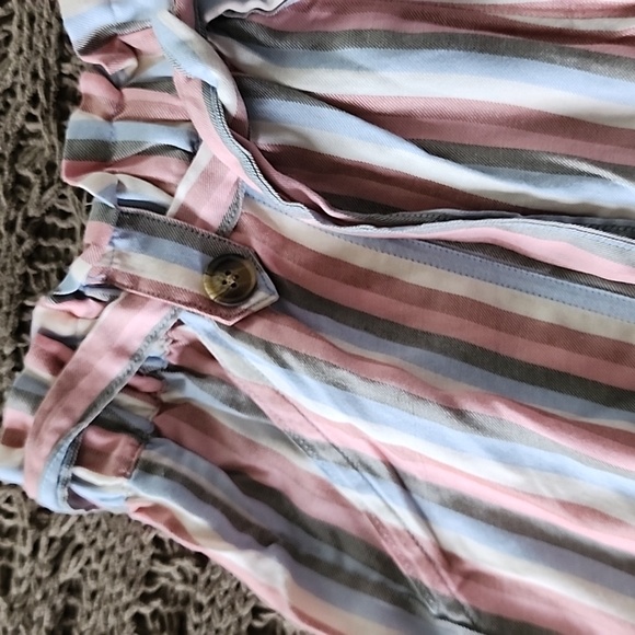 American Eagle Tie Shorts - Picture 2 of 3